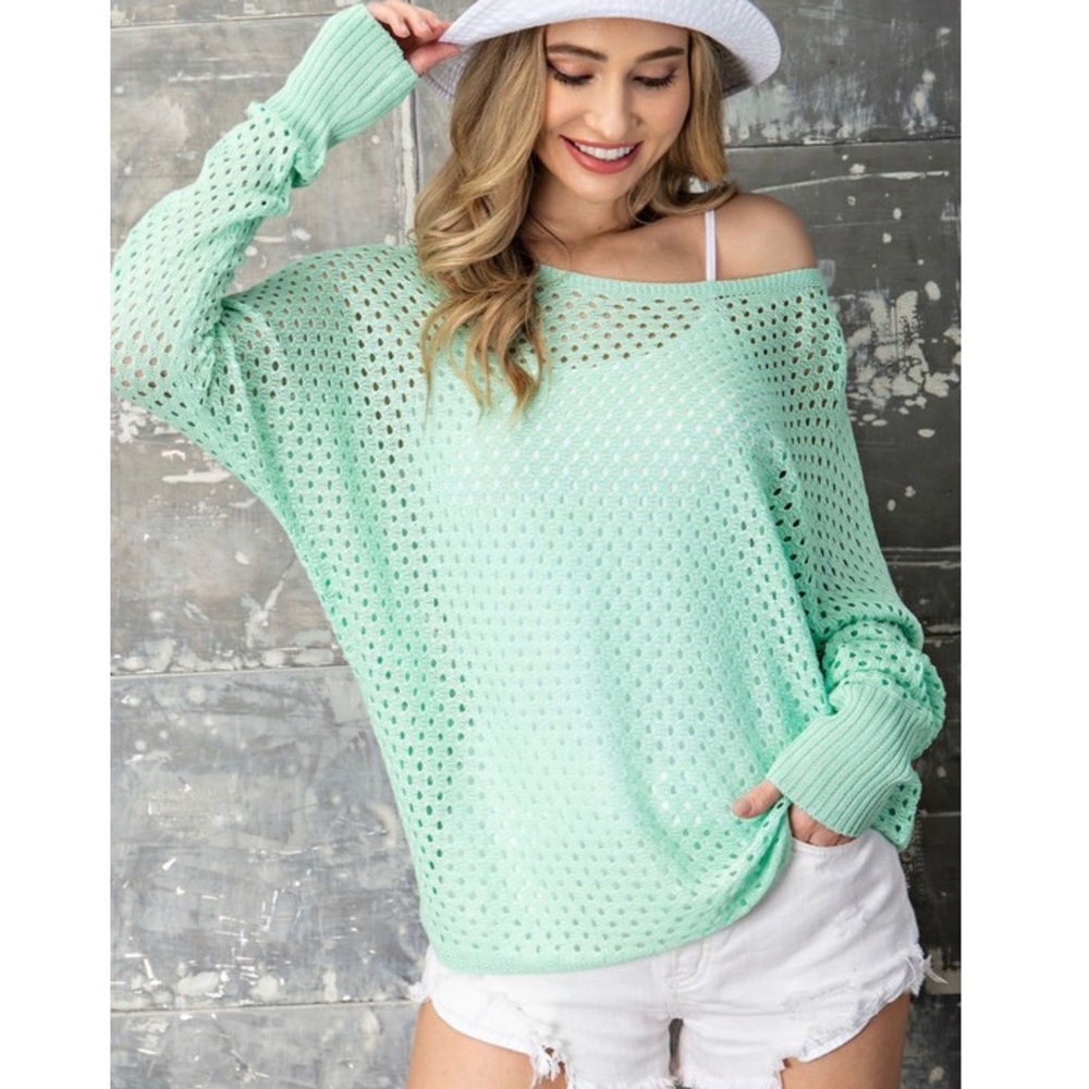 🎉 LAST ONE 🎉 Eyelet Light-Weight Sweater
